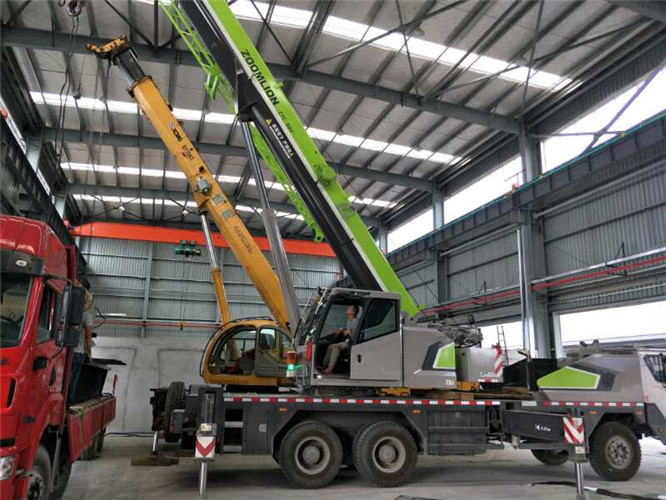 隆化县高空车出租需要注意哪些安全事项？